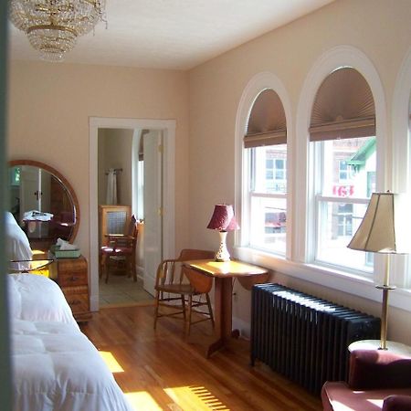 Connellsville Bed And Breakfast Bagian luar foto