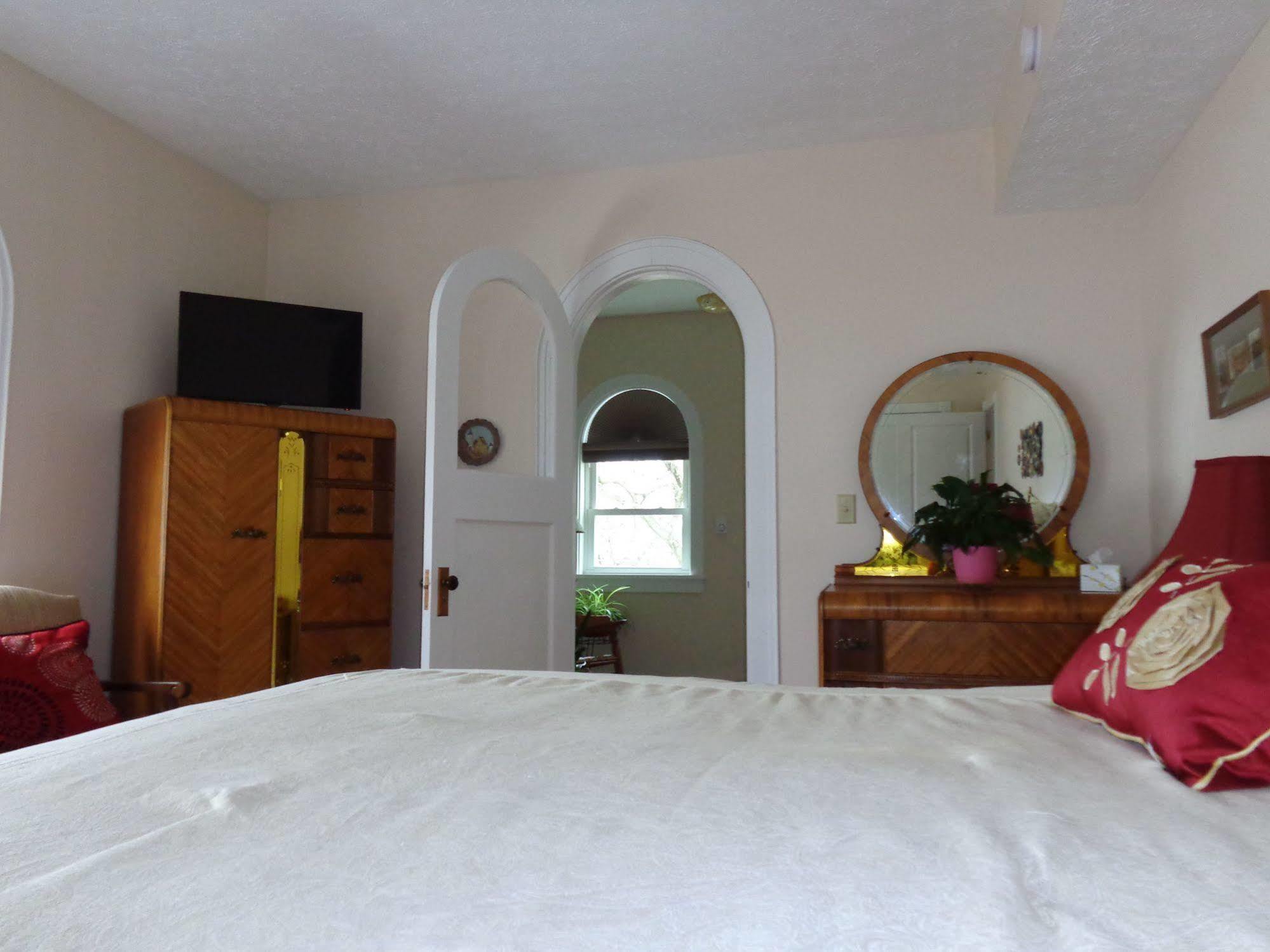 Connellsville Bed And Breakfast Bagian luar foto